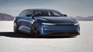 Lucid Air Sapphire EV ba động cơ được coi là chiếc sedan mạnh mẽ nhất thế giới