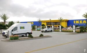 Electrify America sẽ lắp đặt bộ sạc EV siêu nhanh tại hơn 25 trung tâm bán lẻ IKEA Hoa Kỳ