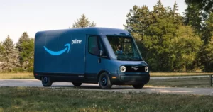 Amazon bắt đầu triển khai xe điện Rivian EDV 500 ở châu Âu