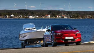 Ford Mustang Mach-E được nâng cấp phần mềm và thiết kế ở châu Âu