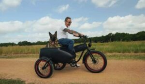 Xe đạp điện Mod Easy SideCar hiện đại thay thế cho xe ba bánh cổ điển