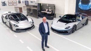 Hai chiếc xe điện Pininfarina Battista đầu tiên đến tay các chủ sở hữu