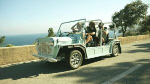 Electric Moke Californian là một chiếc xe điện đắt tiền