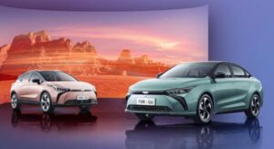 Geely ra mắt xe điện sử dụng hệ điều hành HarmonyOS của Huawei