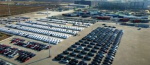 Hãng xe điện Trung Quốc sụt giảm doanh số do Tesla giảm giá