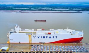 Vinfast tự chủ việc sản xuất thân vỏ xe điện
