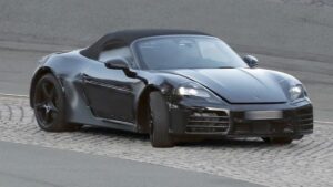 Porsche 718 Boxster 2024 lần đầu lộ diện