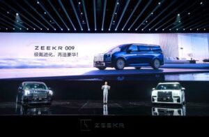 MPV Zeekr 009 chính thức ra mắt, bắt đầu giao hàng vào tháng 1 năm 2023