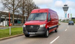 Bài thử nghiệm hiệu suất của Mercedes eSprinter 2024
