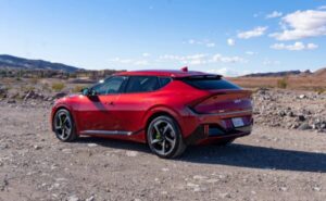 Kia EV6 GT "nhồi nhét" hiệu suất vào một chiếc xe điện tuyệt vời