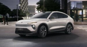 NIO EC7 đi được 1000 km, thách thức Audi Q8 E-tron