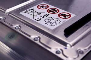 Pin natri-ion có bắt kịp và thay thế pin lithium-ion trong xe điện không?