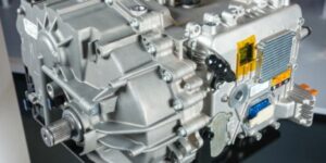 Tổng thống Biden cho GM và LG vay 2,5 tỷ USD để xây dựng nhà máy sản xuất pin