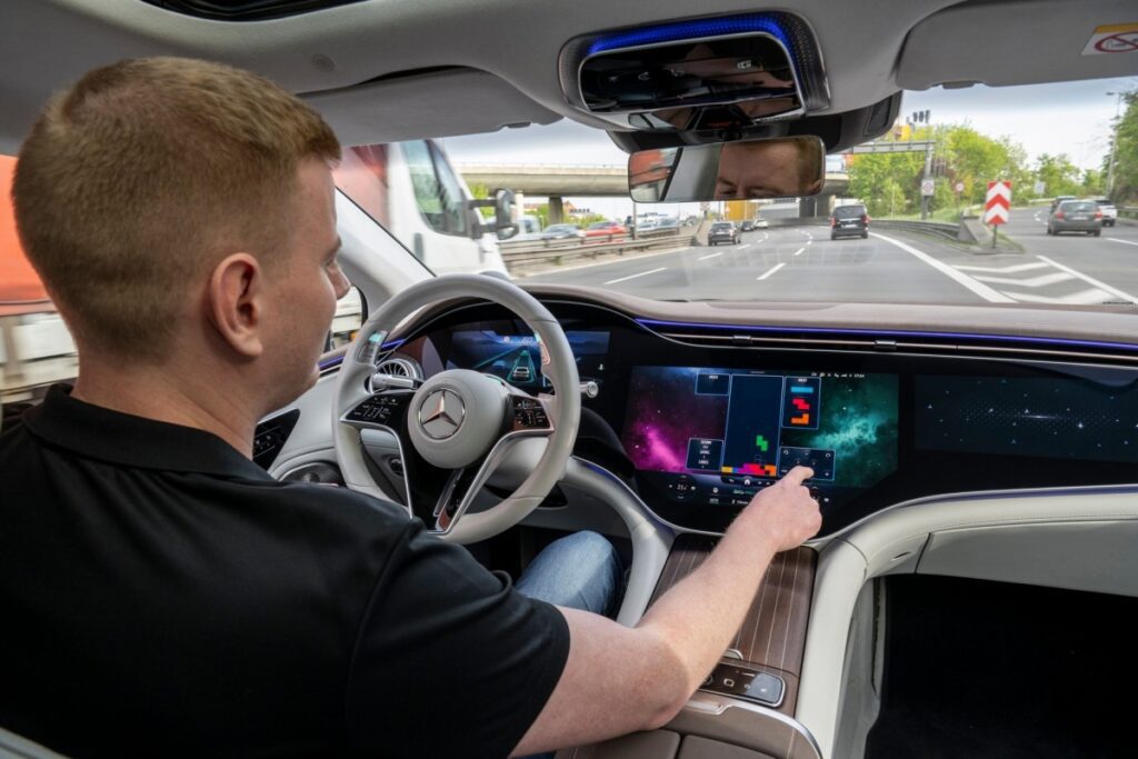 Công nghệ lái tự động Mercedes Drive Pilot Công nghệ lái tự động Mercedes Drive Pilot
