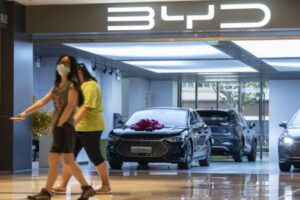 Doanh số xe điện BYD tăng mạnh trong tháng 12.2022