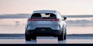 Polestar chỉ trích chiến lược xe điện của Toyota