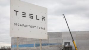 Tesla chi hơn 700 triệu USD để mở rộng Giga Texas