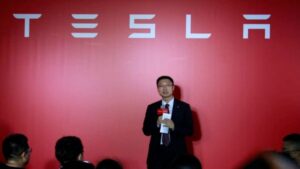 Tom Zhu - giám đốc điều hành cao cấp nhất của Tesla sau Elon Musk