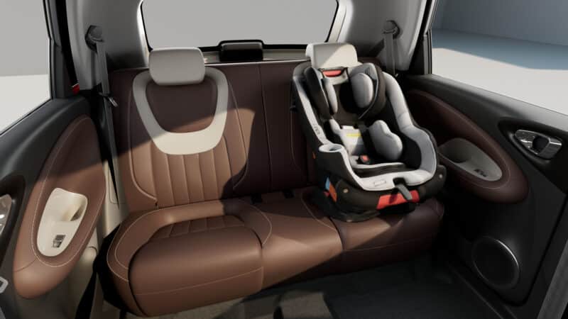 Wuling bán kèm ghế ngồi trẻ em cho băng ghế sau của Bingo Bingo bán kèm theo ghế ngồi trẻ em cho băng ghế sau