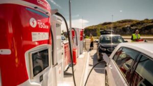 Circle K mở rộng quy mô hoạt động sạc xe điện