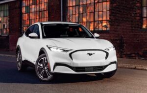 Các đối thủ của Tesla tại Trung Quốc đang mạnh tay giảm giá để tăng doanh số