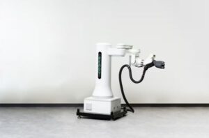 Hyundai phát triển cánh tay sạc robot cho xe điện