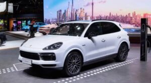 Porsche Cayenne EV sẽ ra mắt vào năm 2026