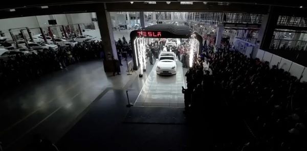 Tesla Giga Berlin đạt tốc độ sản xuất kỷ lục mới Tesla Giga Berlin đạt tốc độ sản xuất kỷ lục mới