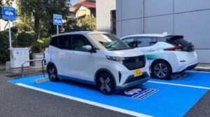 Hitachi, Nissan sử dụng mini EV để vận hành thang máy trong 15 giờ