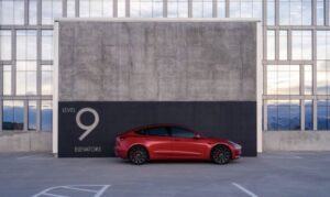 Tesla Model 3 là EV được tìm kiếm nhiều nhất trên thế giới