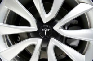 Tesla tăng giá ở Mỹ sau lần giảm giá thứ sáu trong năm nay