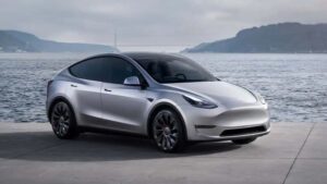 8 điều cần lưu ý trước khi mua xe Model Y