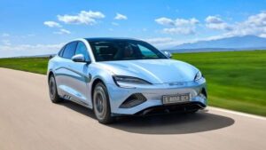 BYD giảm giá Seal EV, rẻ hơn 18% so với Model 3
