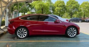 Giga Thượng Hải sắp sản xuất thử Model 3 bản mới