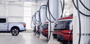 Ford đang giúp khách hàng mua xe điện dễ dàng hơn