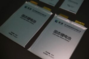 Ganfeng Lithium của Trung Quốc sản xuất hàng loạt pin thể rắn