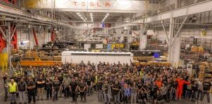 Tesla tạo cơ hội mới cho Giga Nevada, tạm dừng sản xuất Megapack