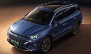Thương hiệu xe sang Denza của BYD khoe nội thất SUV điện N8