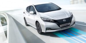 Leaf Shiro là mẫu xe điện rẻ nhất của Nissan