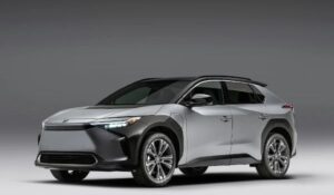 Nhật Bản hỗ trợ Toyota 854 triệu USD cho việc sản xuất pin