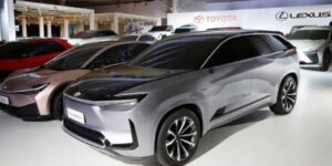 Toyota sản xuất xe điện đầu tiên tại Mỹ