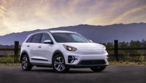 Kia Niro EV 2023 ra mắt tại Malaysia