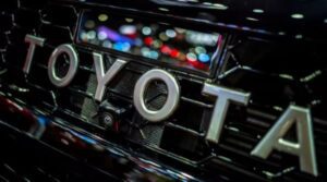 Toyota phát hành 1,5 tỷ đô la trái phiếu cho xe điện