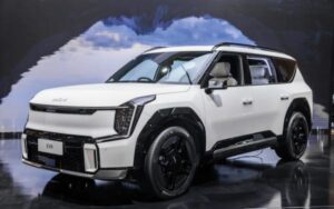 Kia EV9 có giá gấp đôi VF 9 tại thị trường Đông Nam Á