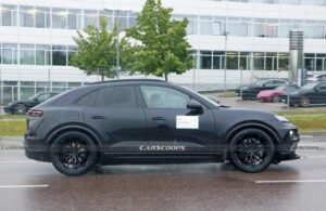 Porsche Macan chạy điện thay đổi toàn diện về ngoại thất so với bản xăng
