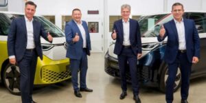 Volkswagen vượt Tesla trên thị trường xe điện Đức