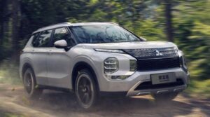 Cuộc chiến giá xe điện đẩy Mitsubishi ra khỏi Trung Quốc