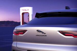 Jaguar EV sẽ có cổng sạc Tesla
