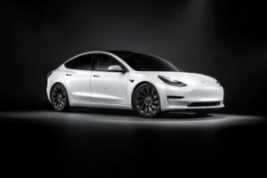 Tesla chi gần 2 tỷ USD mua linh kiện từ Ấn Độ