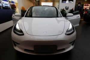 Tesla ra mắt xe điện Model 3 bản nâng cấp